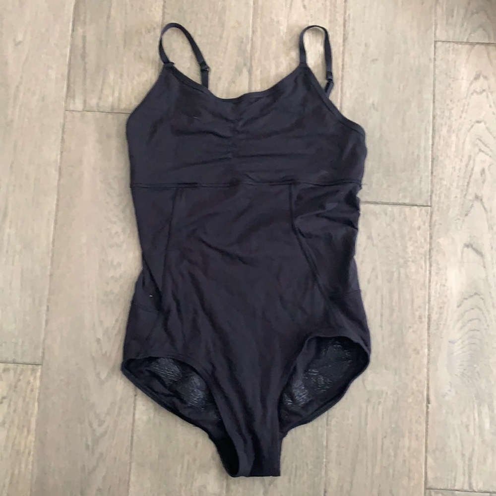ivivva black leotard